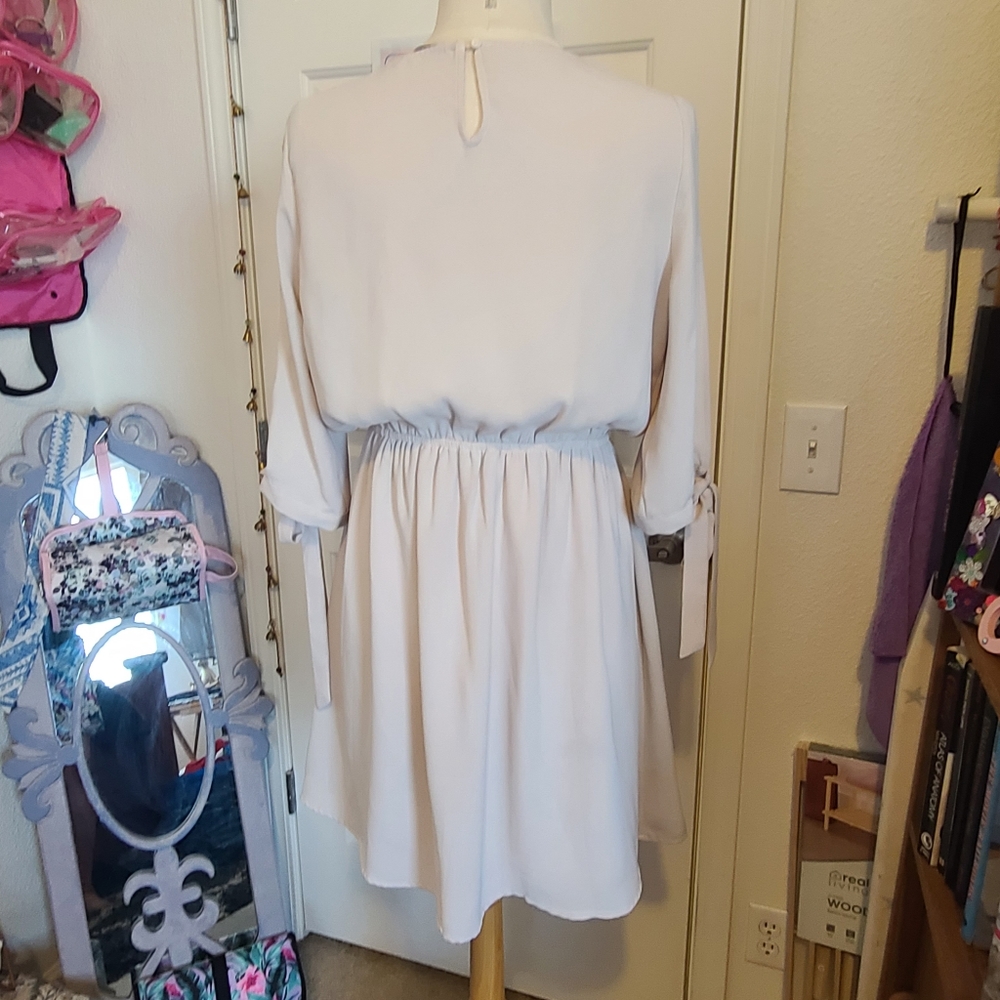 Doe & Rae Cute Dress - Picture 5 of 7